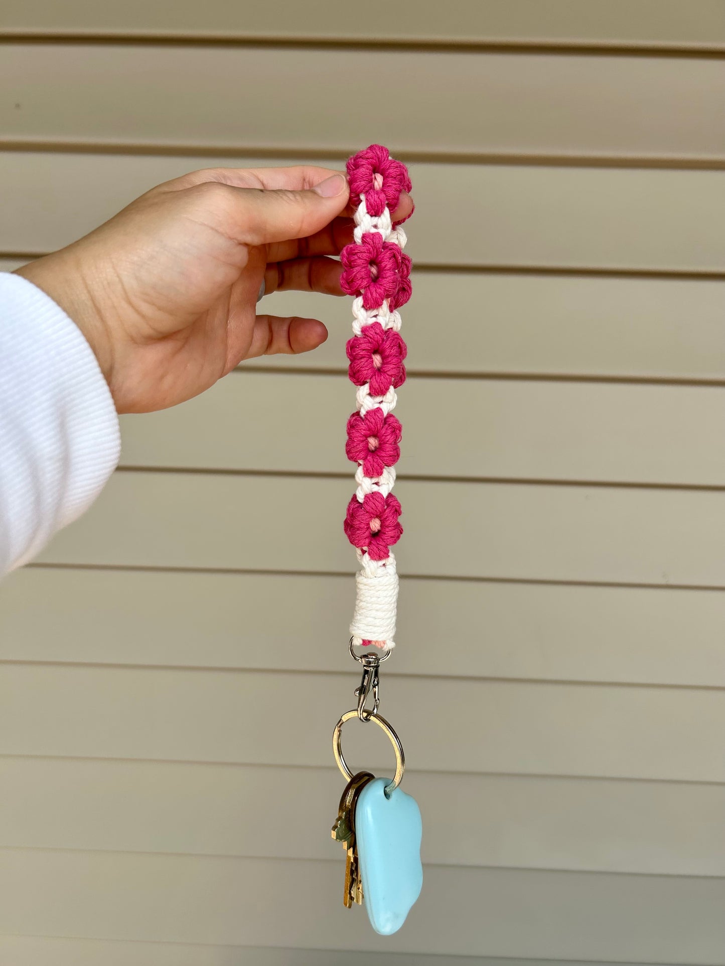 Macramé Daisy Wristlets