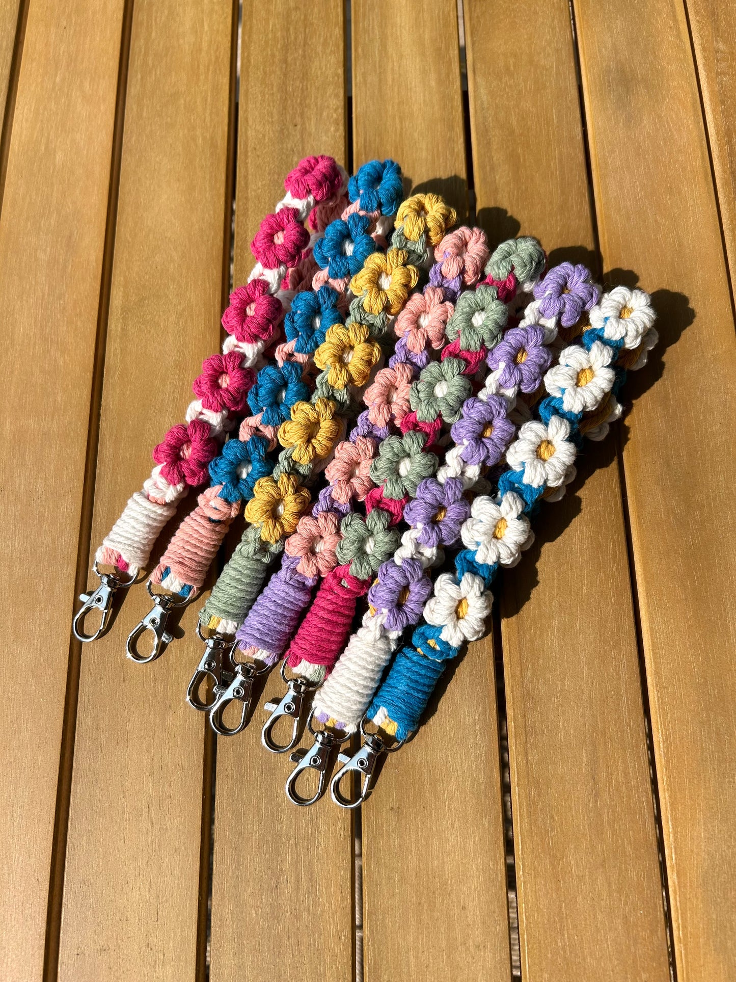 Macramé Daisy Wristlets