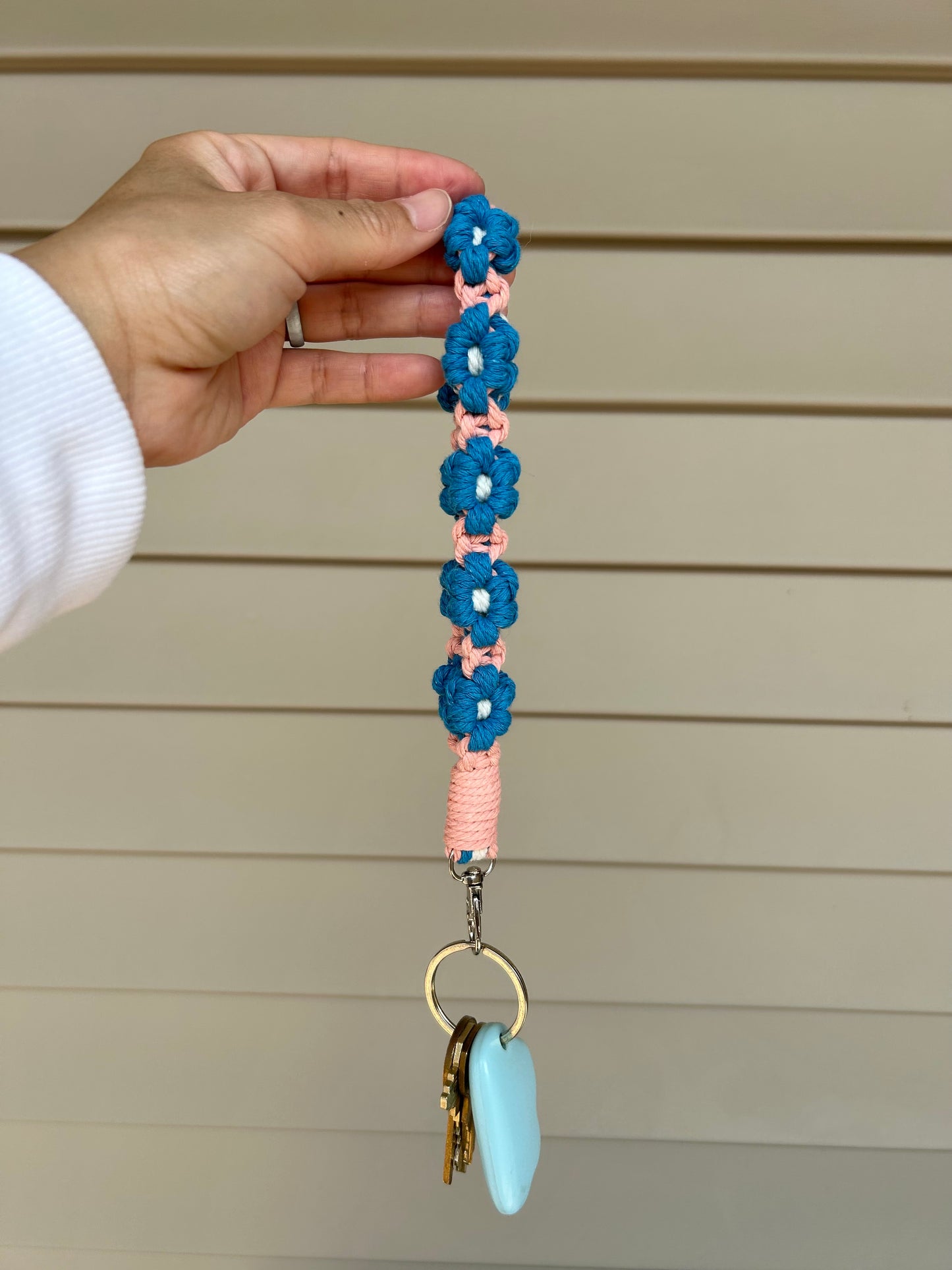 Macramé Daisy Wristlets